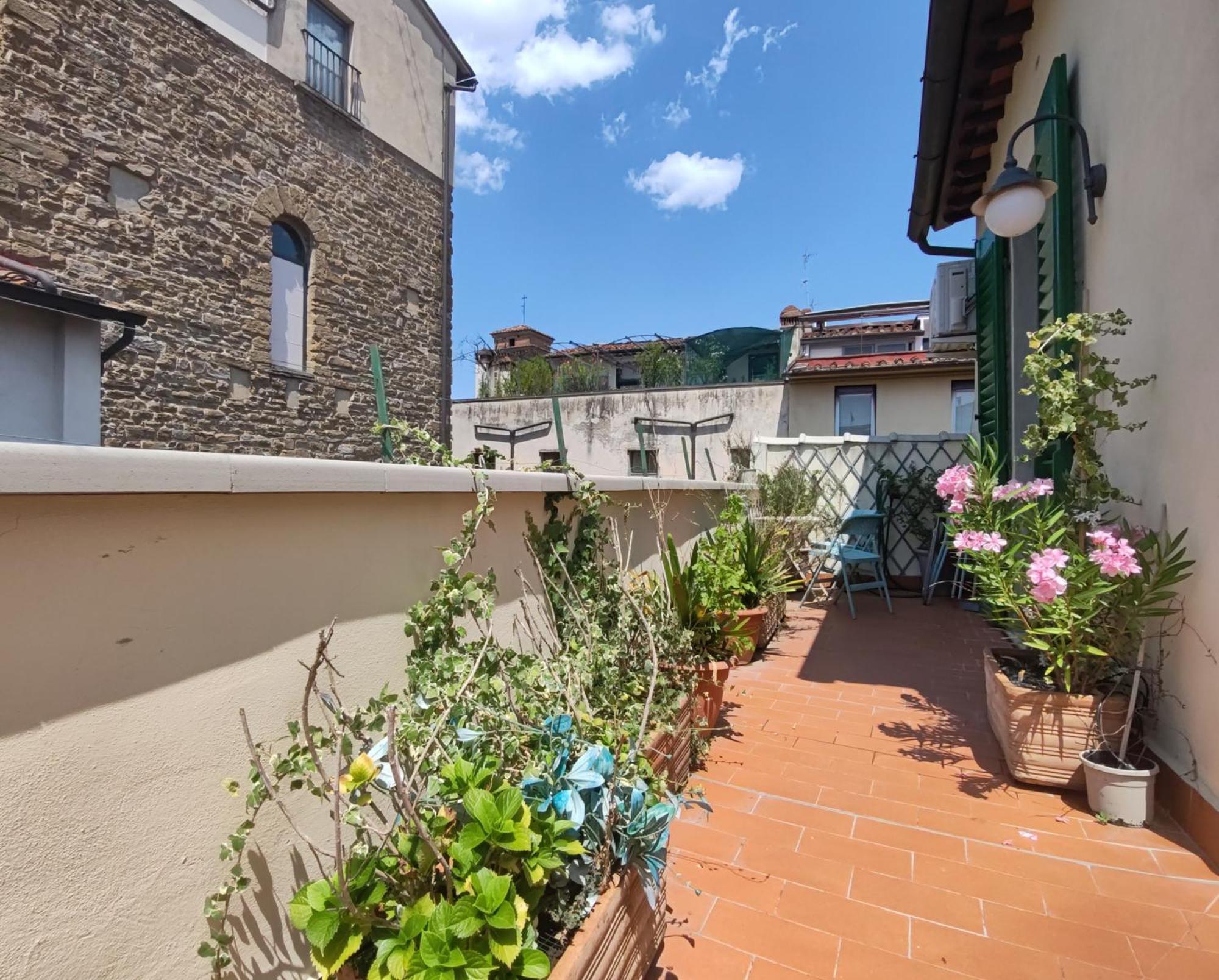Borgo San Jacopo Penthouse By 360Rentals Florence Exterior photo